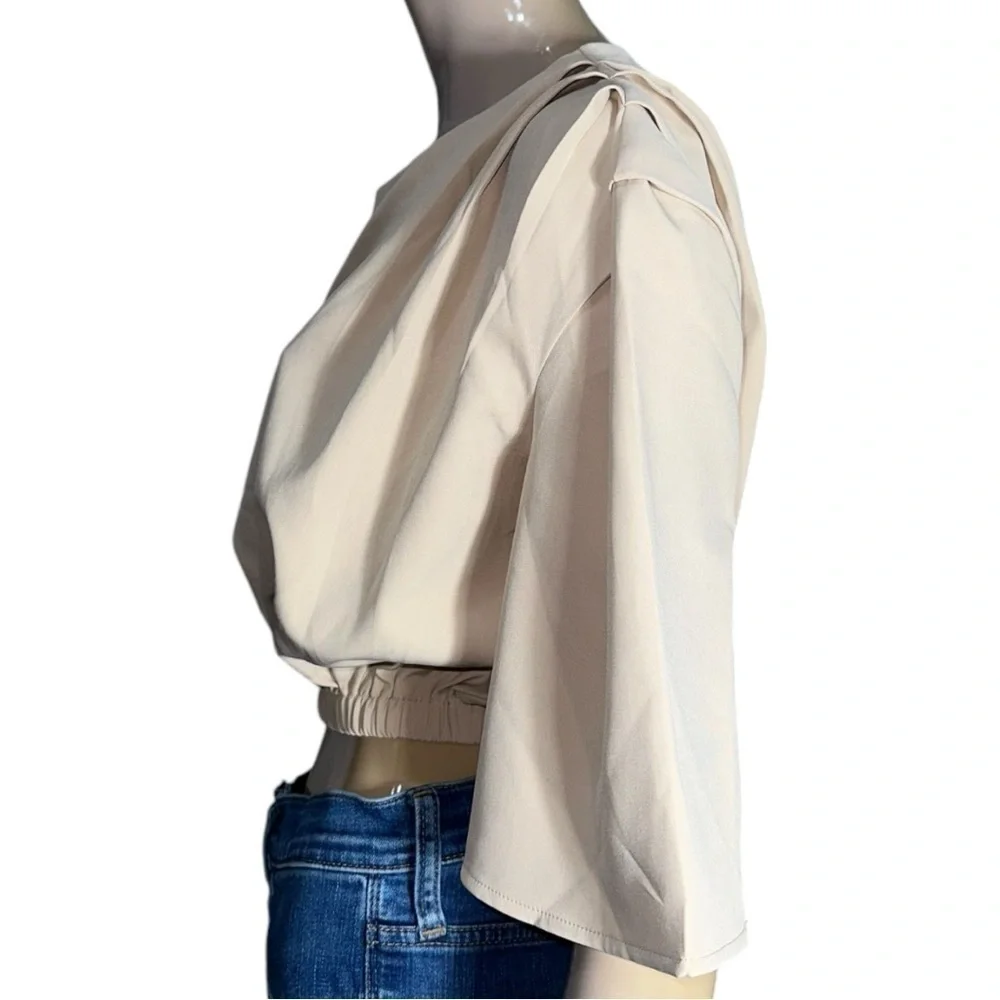 Rivir Women’s Size M Tan Nude Dolman Sleeve Elastic Cropped Shirt Blouse